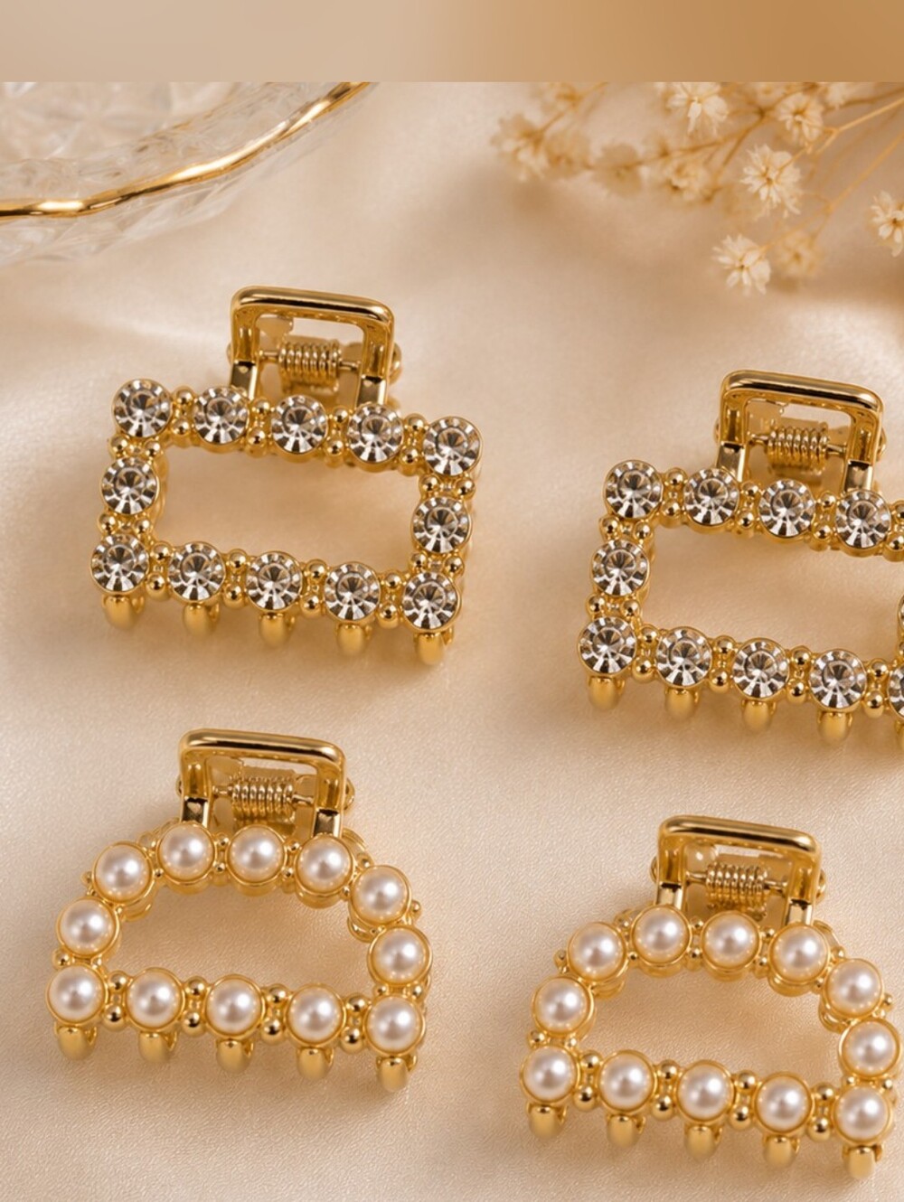 Adorable Mini Gold Rhinestone & Pearl Hair Claw Clips 4 Pieces New ✨